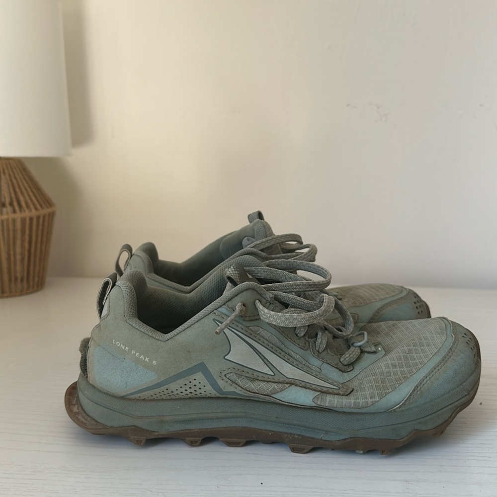 Altra Lone Peak
